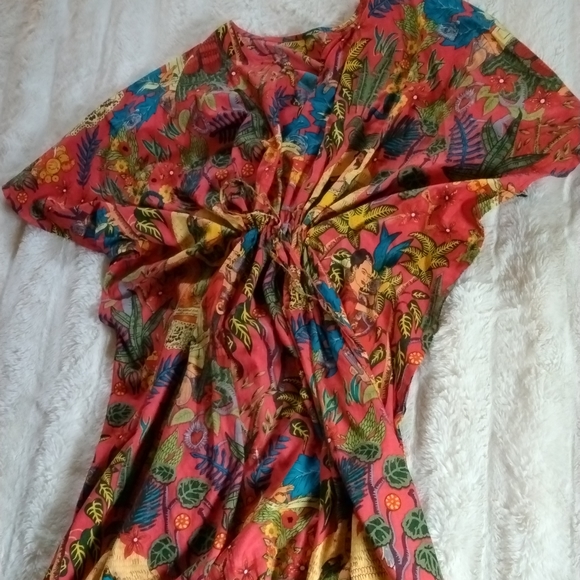 Frida Kahlo Kimono - Picture 1 of 4